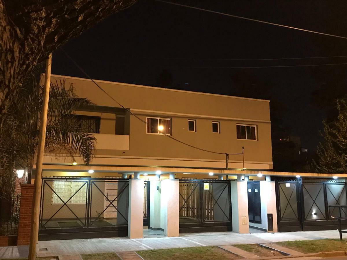 Mendoza Apartments Ezeiza Airport Luis Guillon 外观 照片