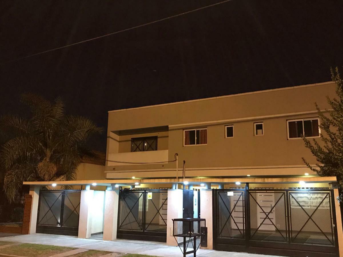 Mendoza Apartments Ezeiza Airport Luis Guillon 外观 照片