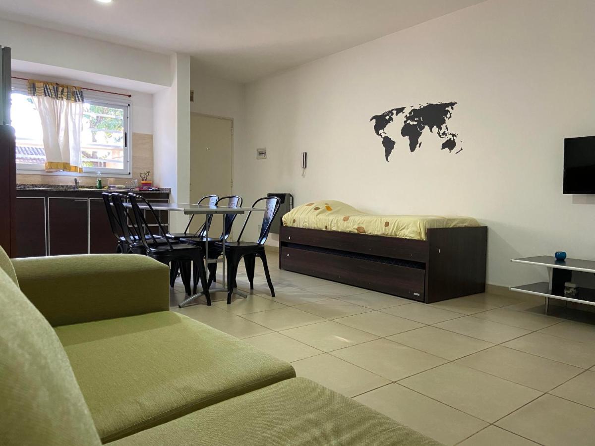 Mendoza Apartments Ezeiza Airport Luis Guillon 外观 照片
